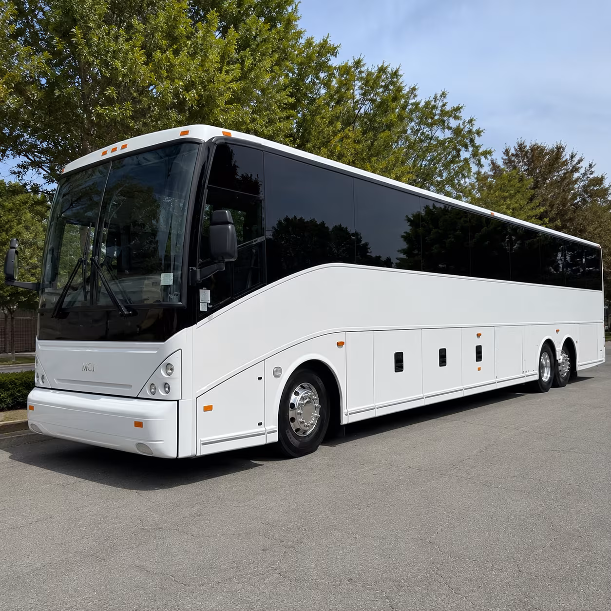 bradley international airport bdl shuttle buses from meriden