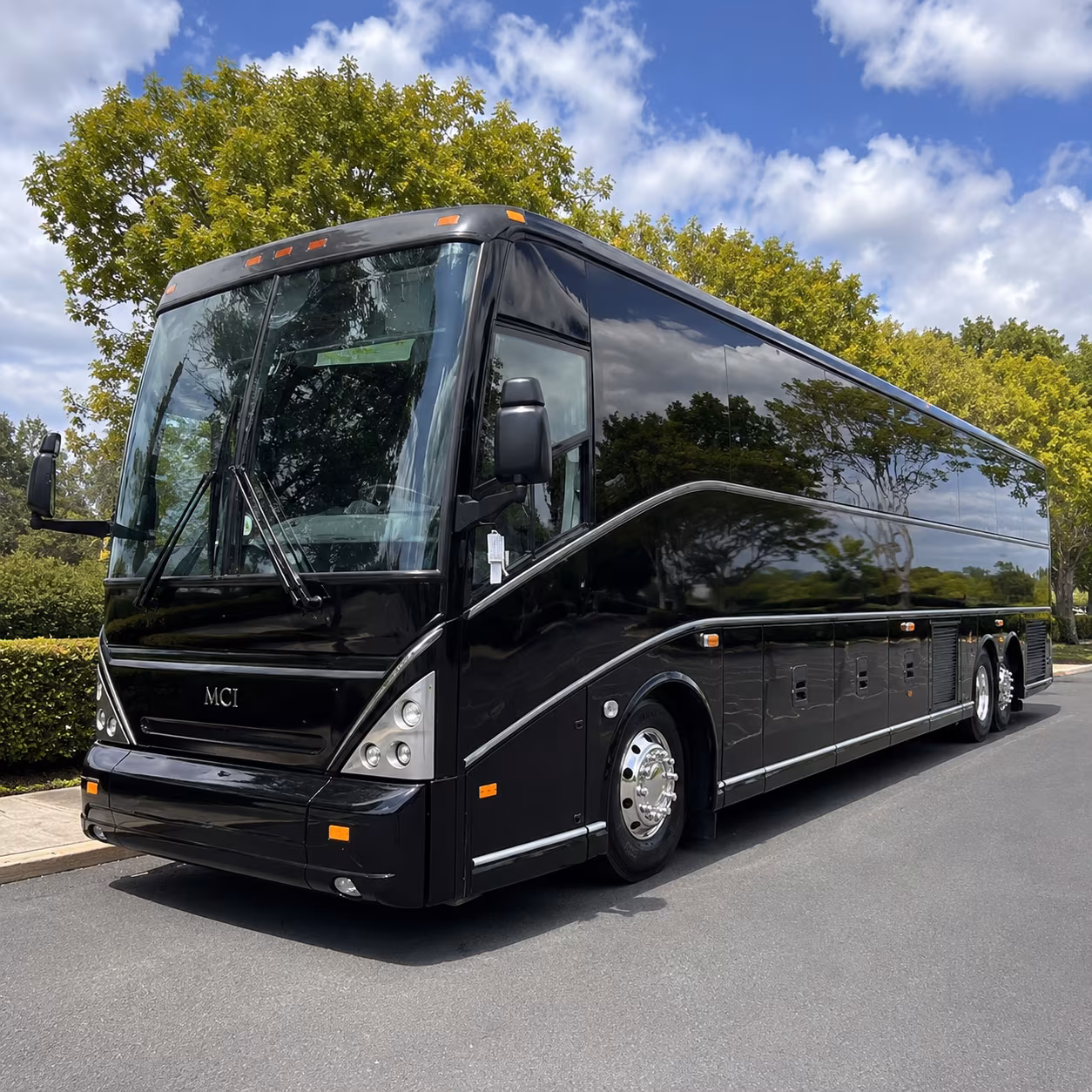 casino and entertainment shuttle buses to mohegan sun and foxwoods