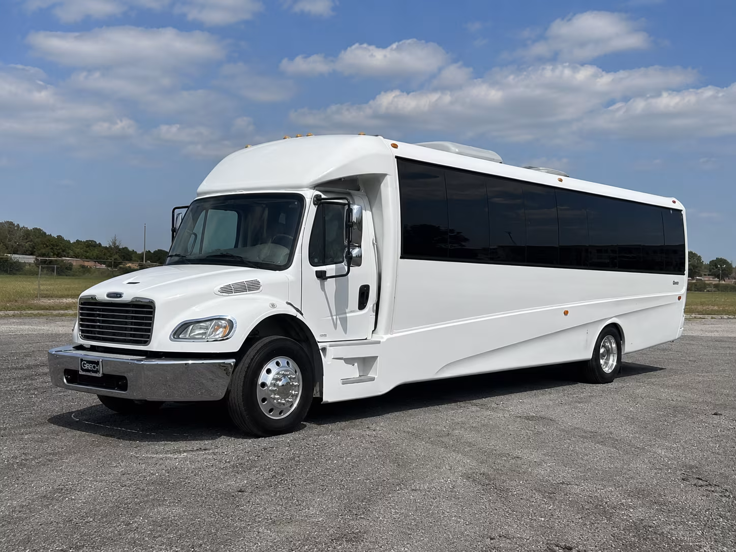 meriden 50 passenger party bus